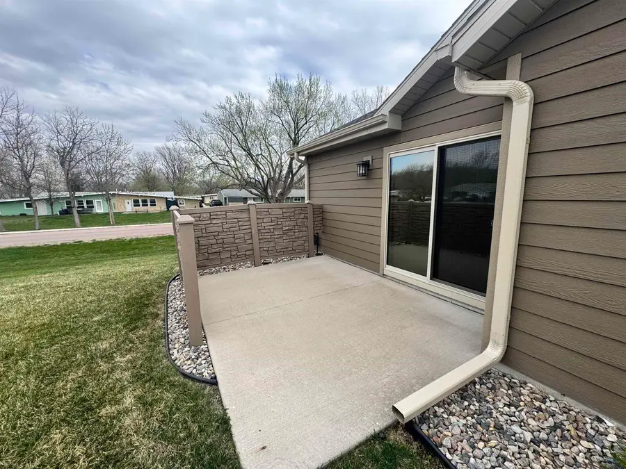 306 Prairie Bluff Dr, Sergeant Bluff, IA 51054 - #3