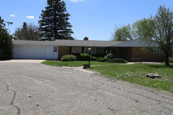 302 S 12th Avenue, Rock Rapids, IA 51246