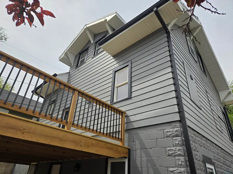 1040 Hill Ave, Sioux City, IA 51104 - #2