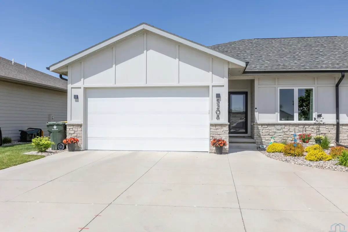 5208 Lynx Court, Sioux City, IA 51106 - #1