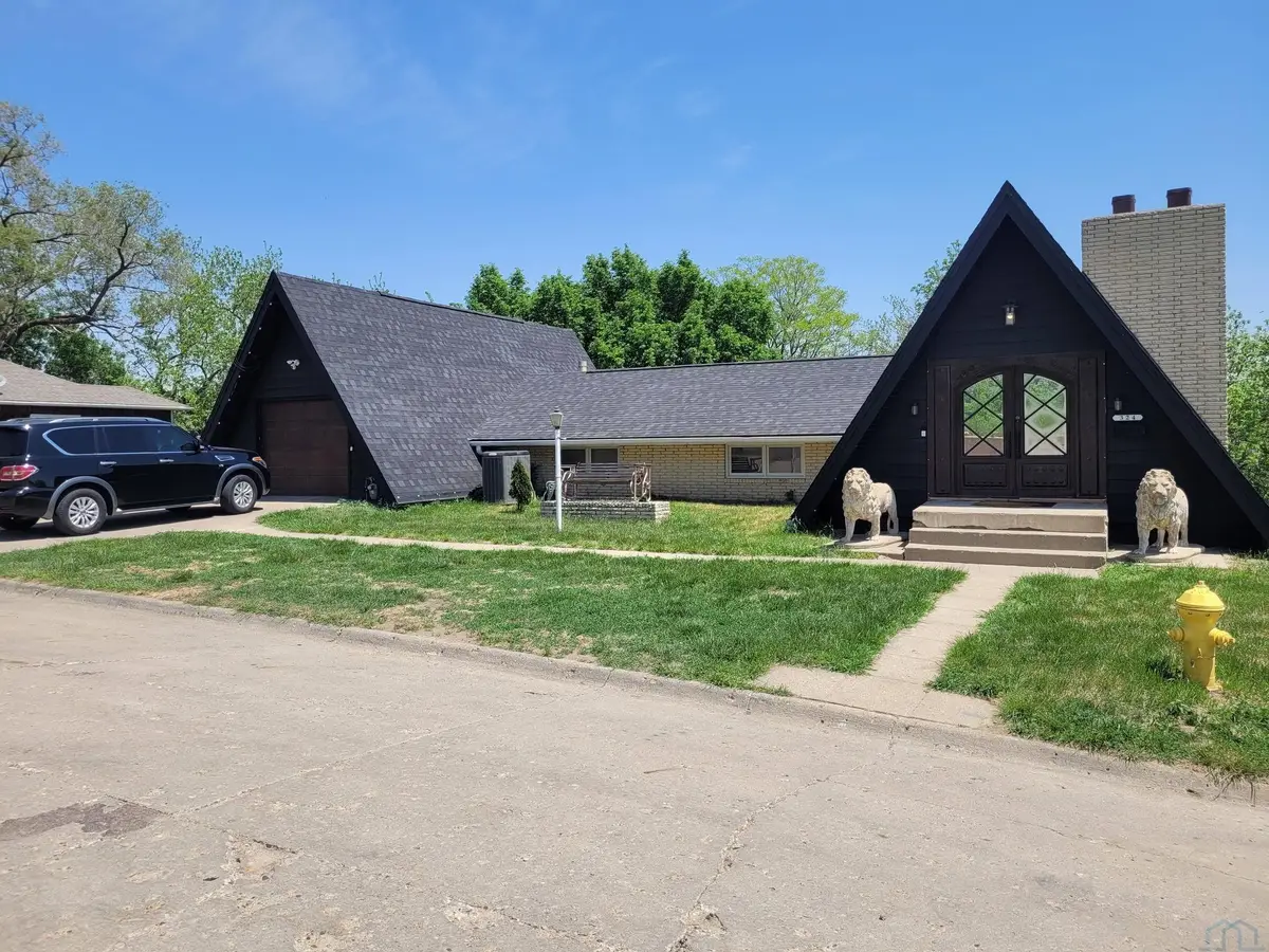 324 S Collins, Sioux City, IA 51103 - #1