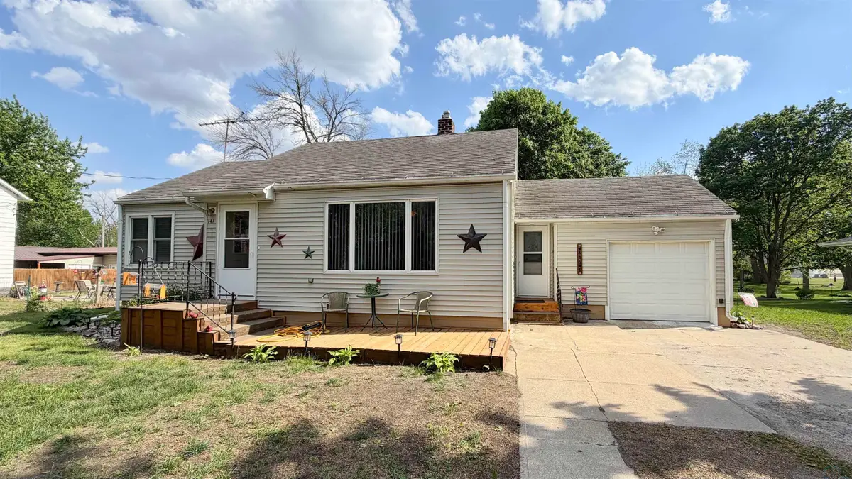 141 CEDAR ST, Newell, IA 50568 - #1