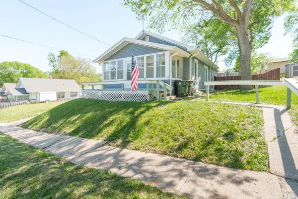 118 S LEONARD ST, Sioux City, IA 51103