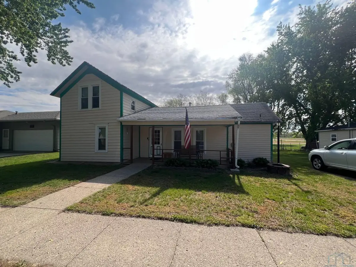 206 ELM ST, Correctionville, IA 51016 - #1