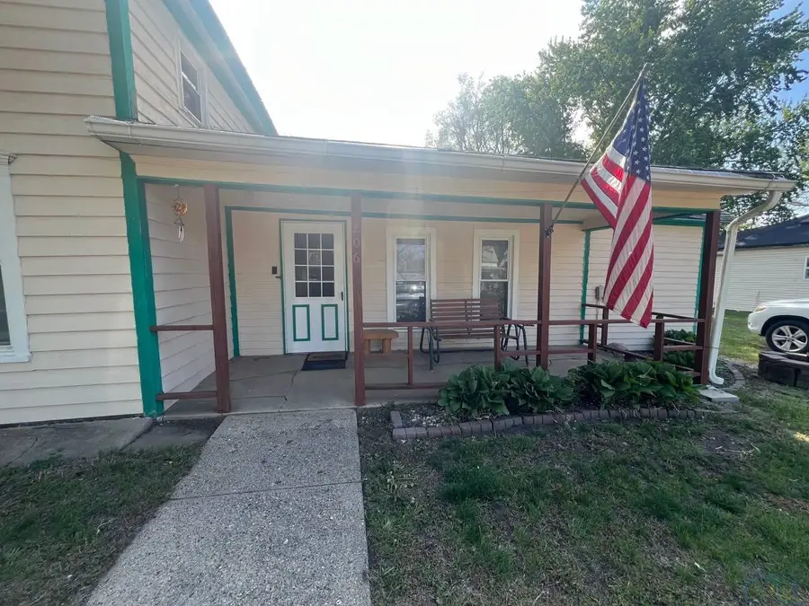 206 ELM ST, Correctionville, IA 51016 - #2