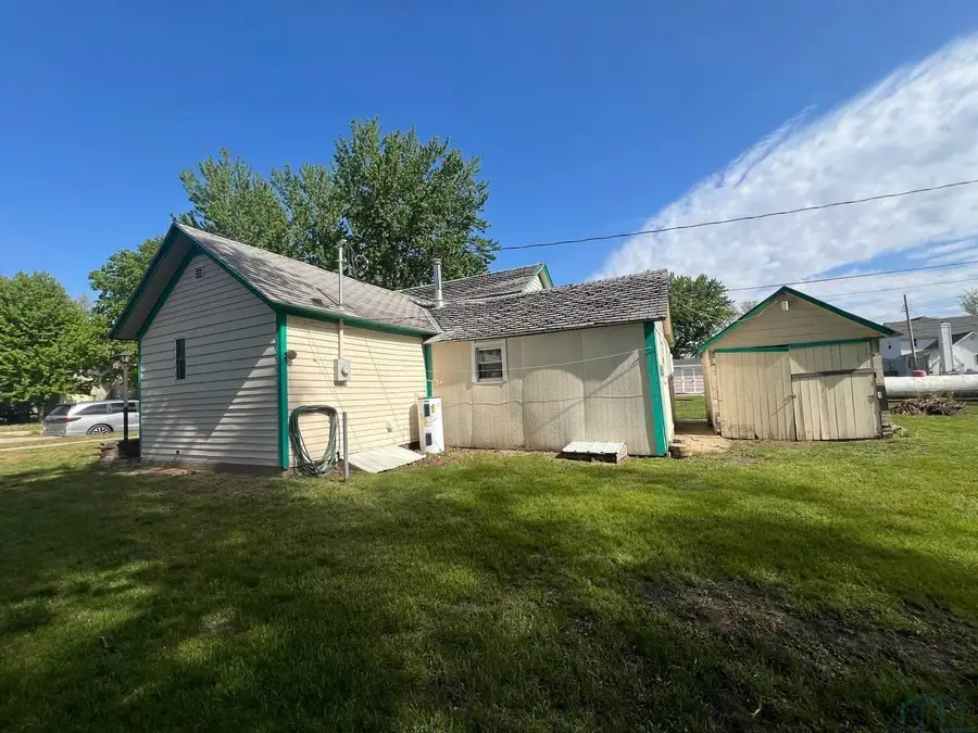 206 ELM ST, Correctionville, IA 51016 - #3