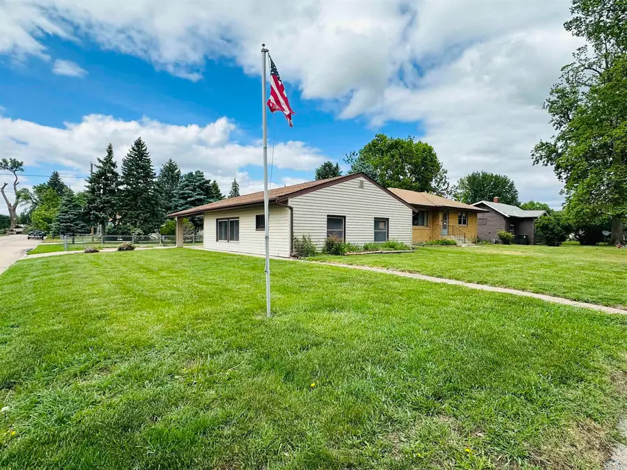 2500 Bourette St, Sioux City, IA 51109 - #3