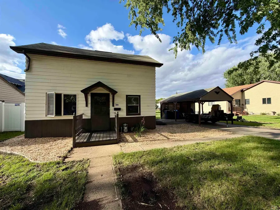 309 1st Street SE, Le Mars, IA 51031 - #3