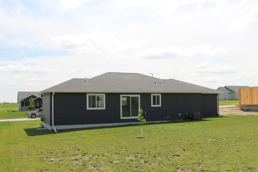 1522 Lincoln Pl SE, Orange City, IA 51041 - #3
