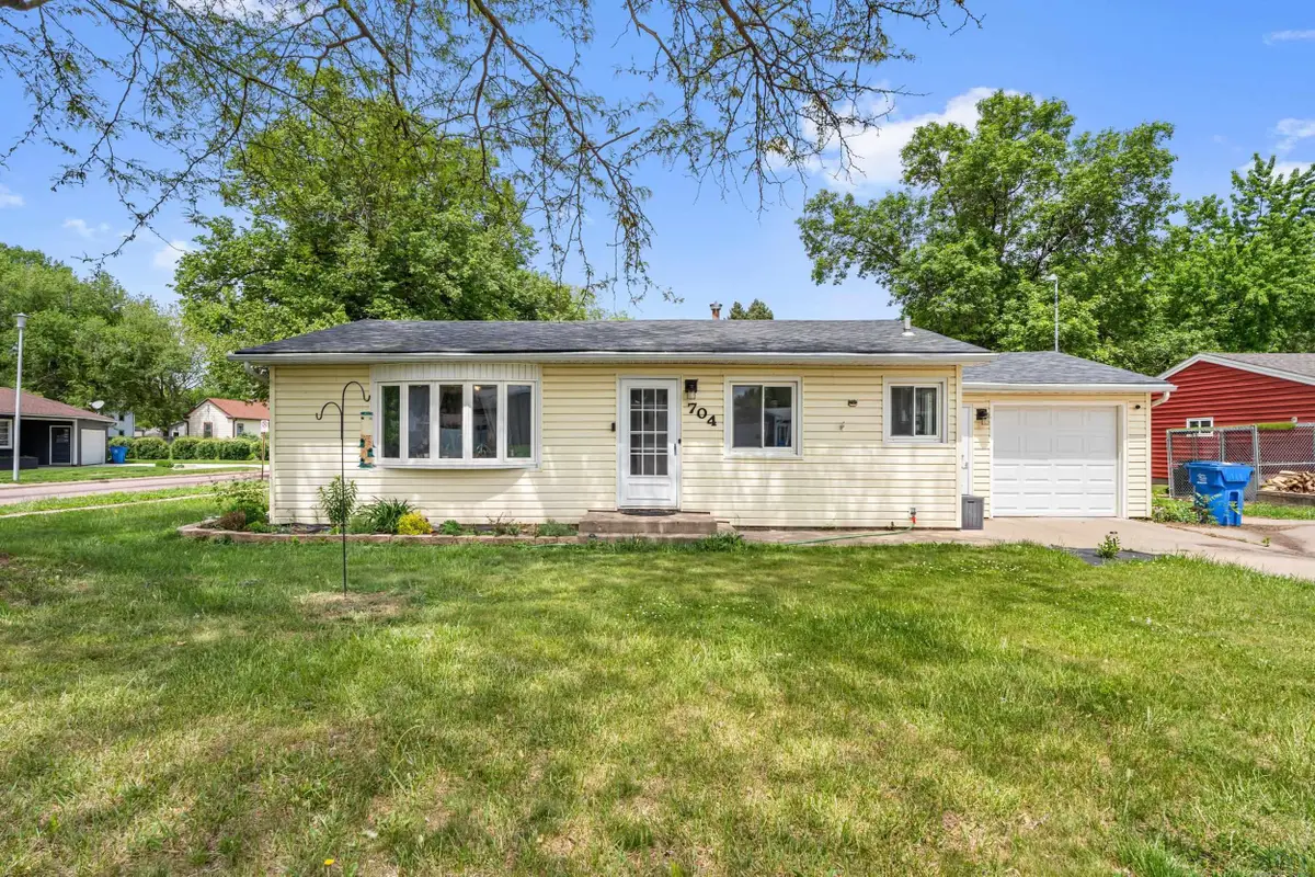 704 Canby, Vermillion, SD 57069 - #1