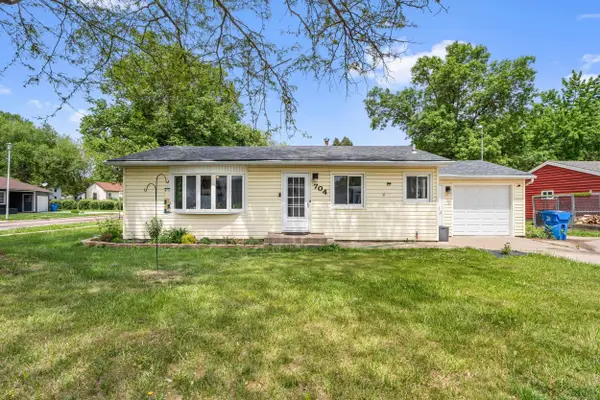 704 Canby, Vermillion, SD 57069