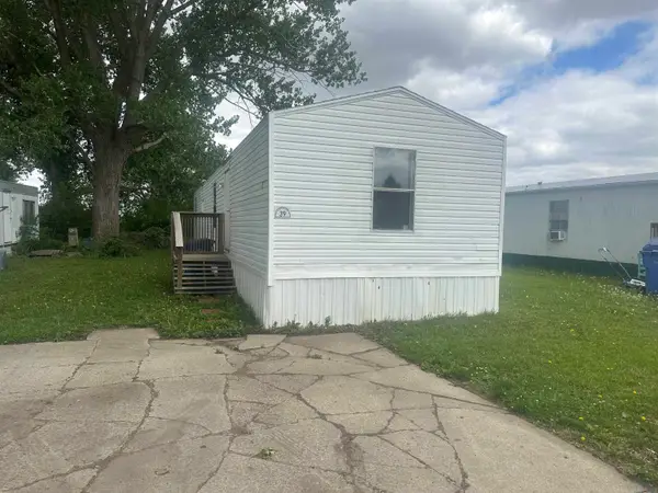 911 E Duke #39, Vermillion, SD 57069