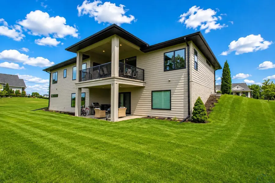 204 Pinewood Park, Jefferson, SD 57038 - #2
