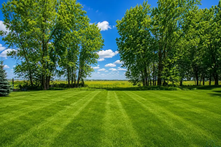 204 Pinewood Park, Jefferson, SD 57038 - #3