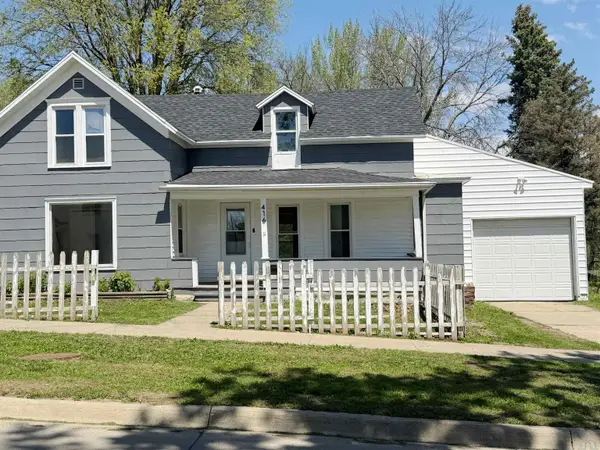 416 W CHERRY ST, Cherokee, IA 51012