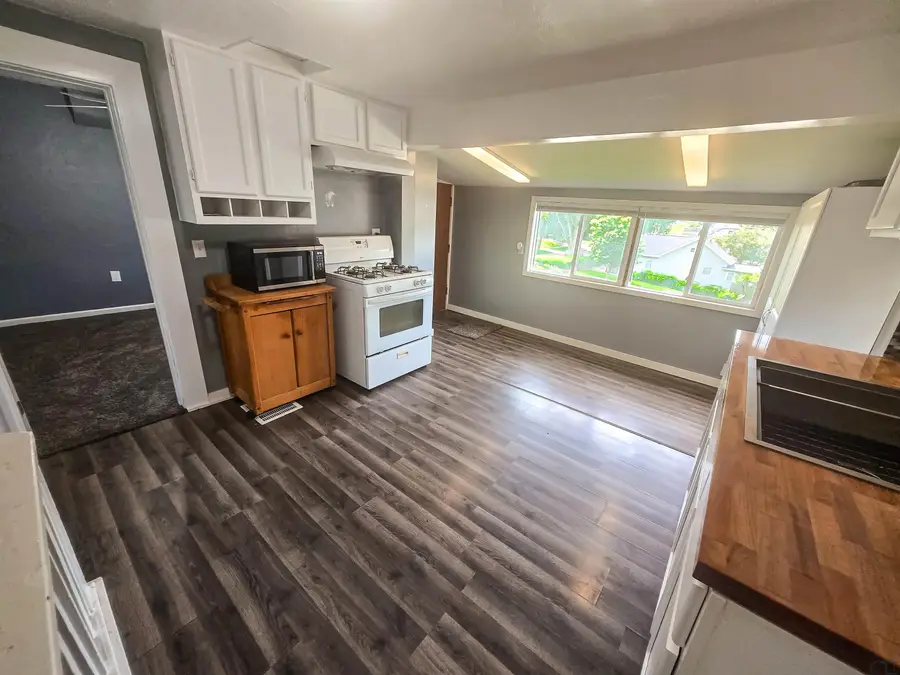 929 S ALICE ST, Sioux City, IA 51106 - #3