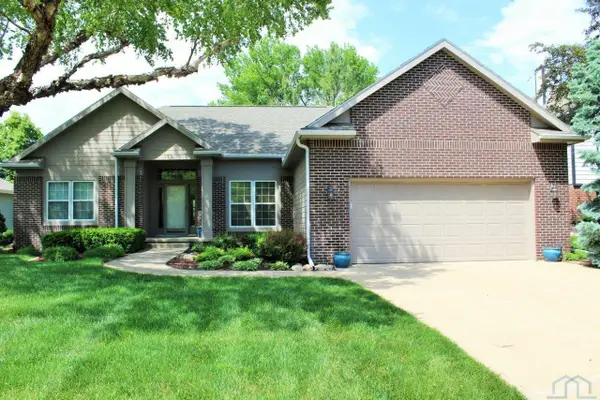 175 PRAIRIE BND, Dakota Dunes, SD 57049
