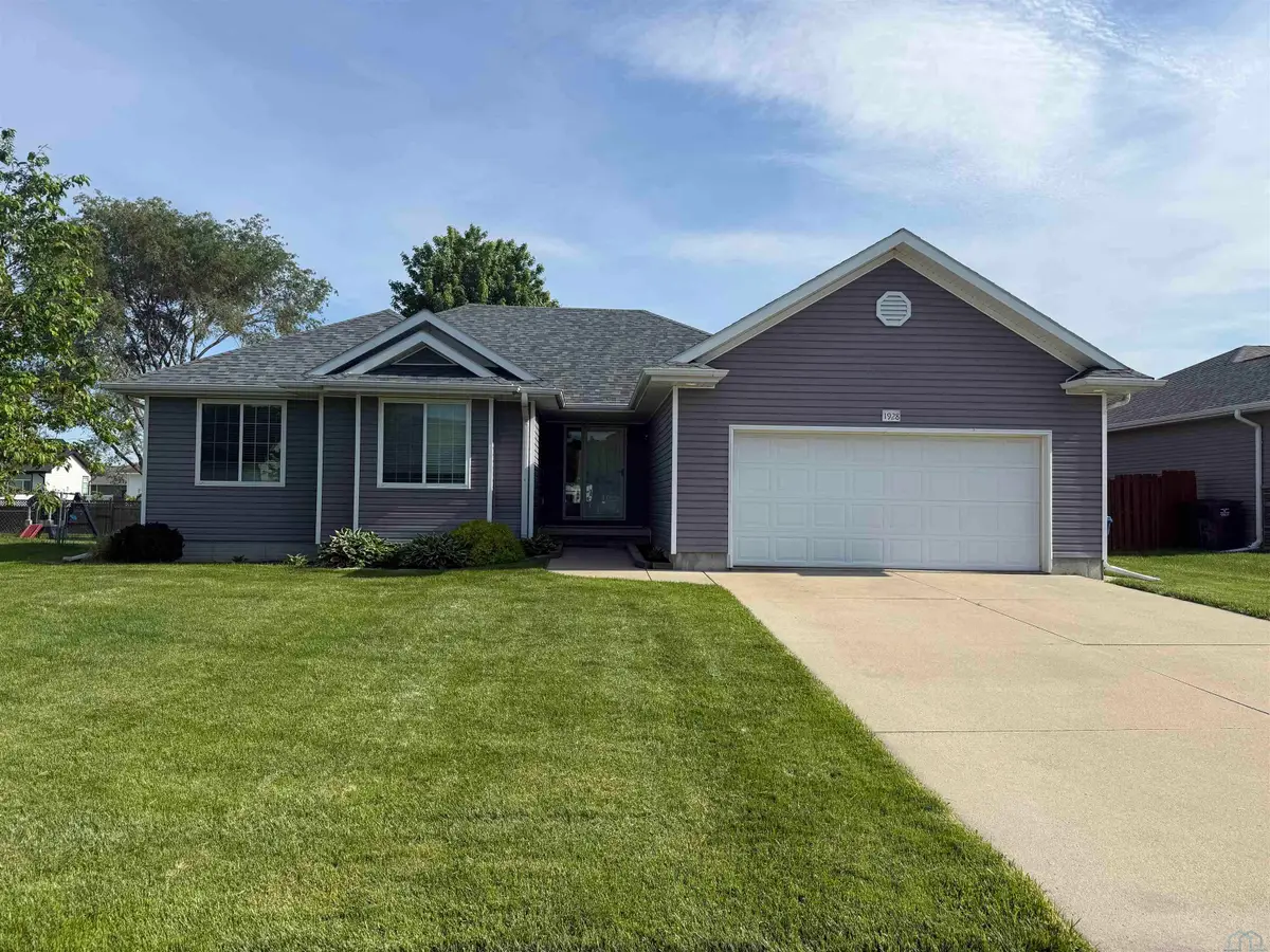 1928 Missouri View Lane, South Sioux City, NE 68776 - #1