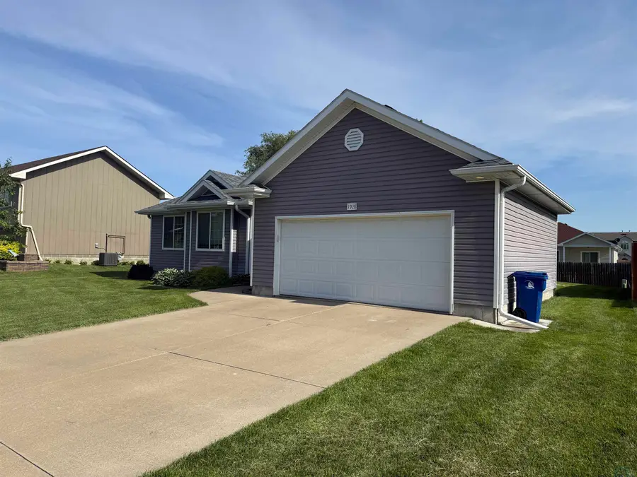 1928 Missouri View Lane, South Sioux City, NE 68776 - #2