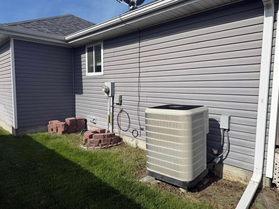 1928 Missouri View Lane, South Sioux City, NE 68776 - #3