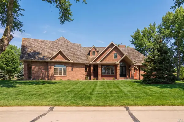 942 Spyglass Circle, Dakota Dunes, SD 57049