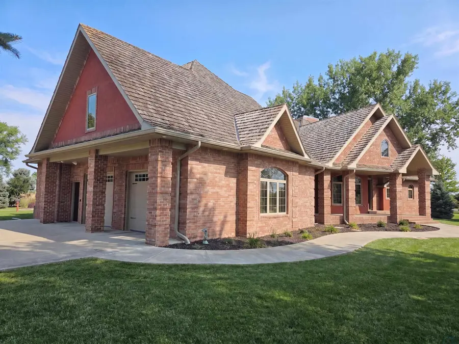 942 Spyglass Circle, Dakota Dunes, SD 57049 - #2