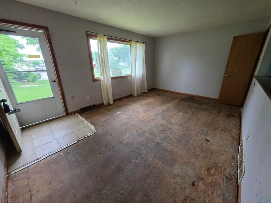 3416 Carmel Ct, South Sioux City, NE 68776 - #3