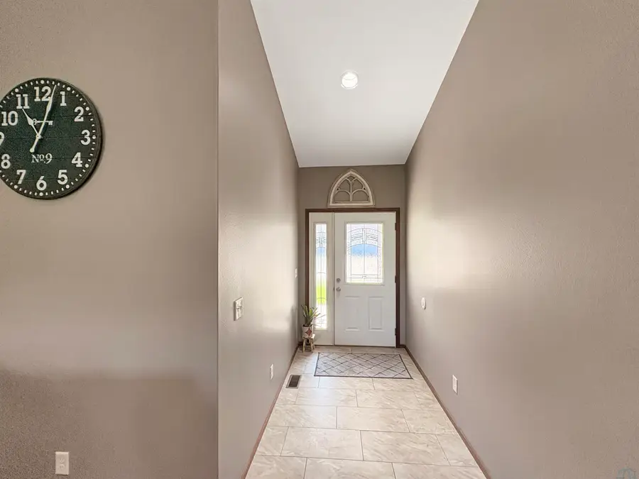 4705 Harrison St, Sioux City, IA 51108 - #3