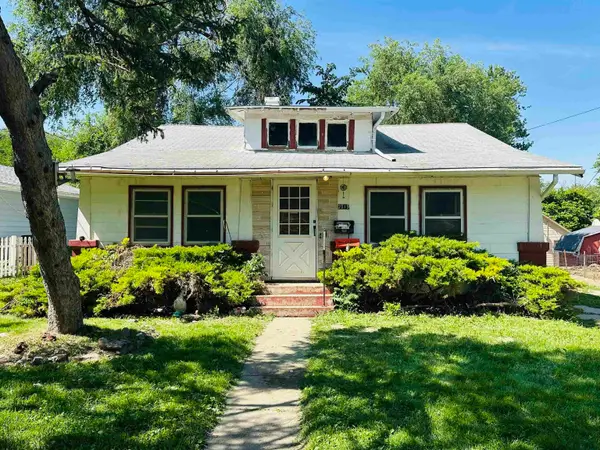 2515 W Highland Ave, Sioux City, IA 51103