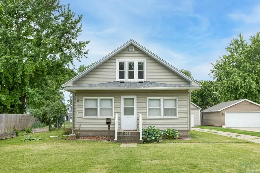 1208 6th Street, Onawa, IA 51040 - #2
