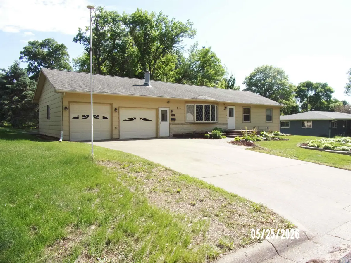 1310 15TH ST, Hawarden, IA 51023 - #1