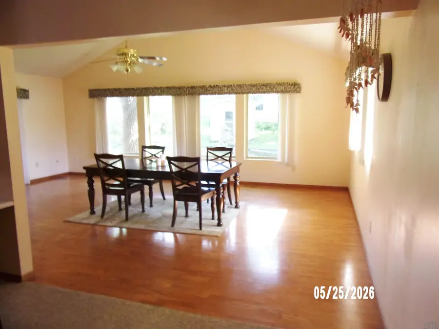 1310 15TH ST, Hawarden, IA 51023 - #2