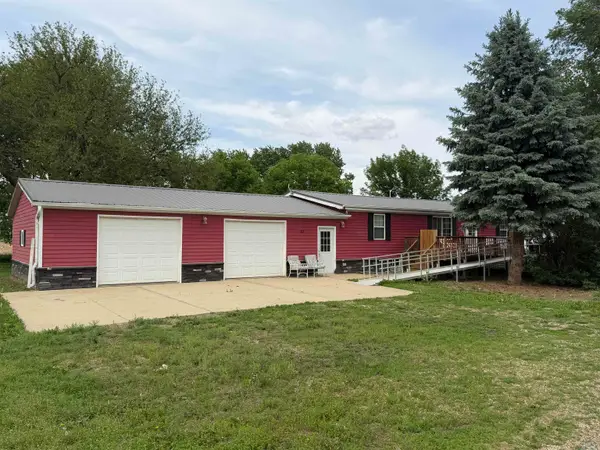 213 Plymouth St, Westfield, IA 51062