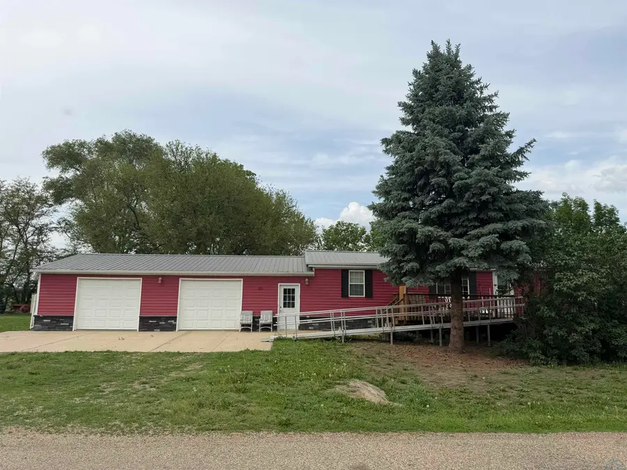 213 Plymouth St, Westfield, IA 51062 - #2