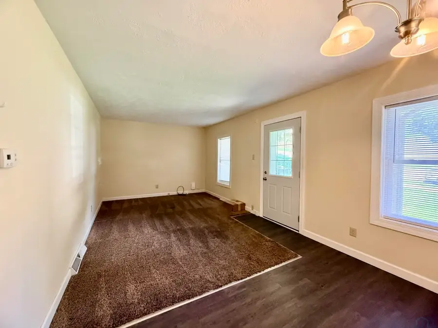 2517 S Royce, Sioux City, IA 51106 - #3