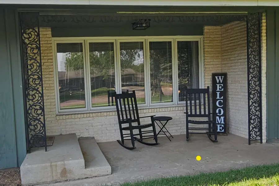 1301 13TH ST, Hawarden, IA 51023 - #2