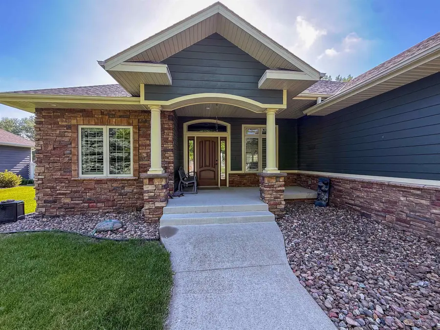 120 Rottunda Way, South Sioux City, NE 68776 - #2