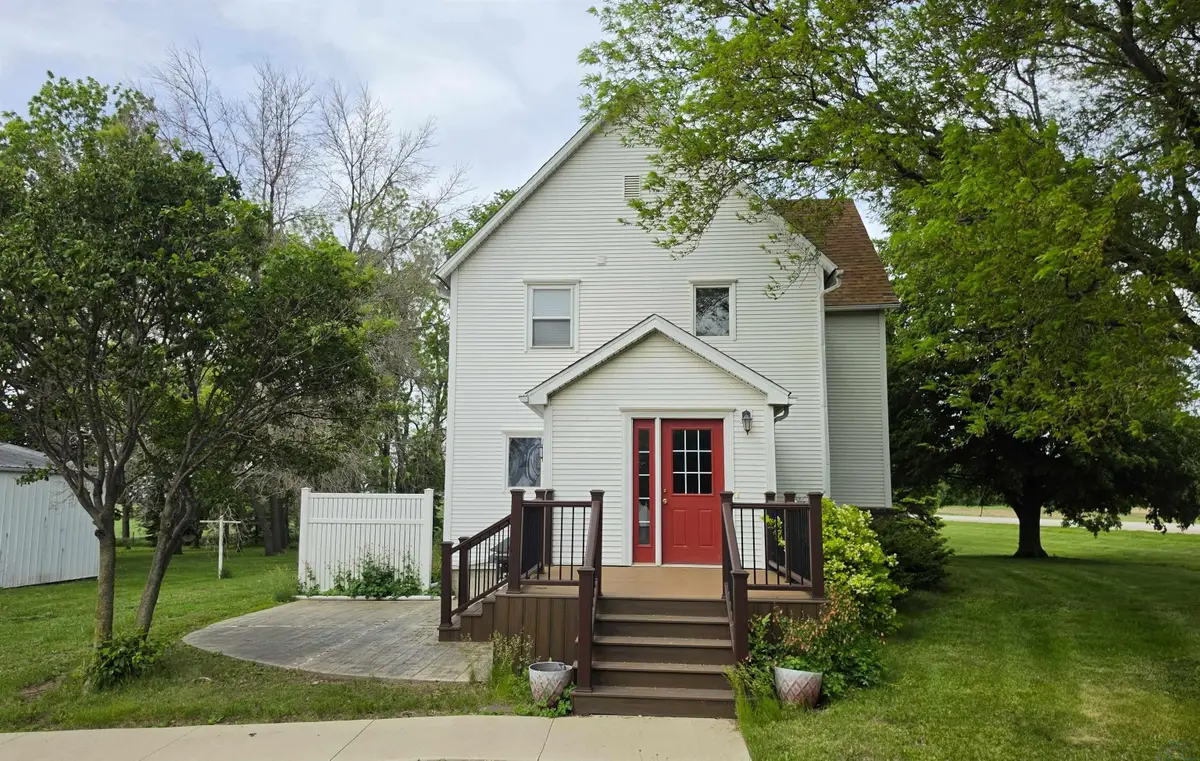 1105 N Rerick Ave, Primghar, IA 51245 - #1