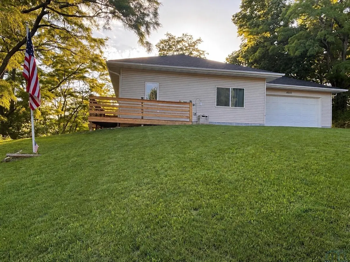 4501 Springfield, Sioux City, IA 51108 - #1