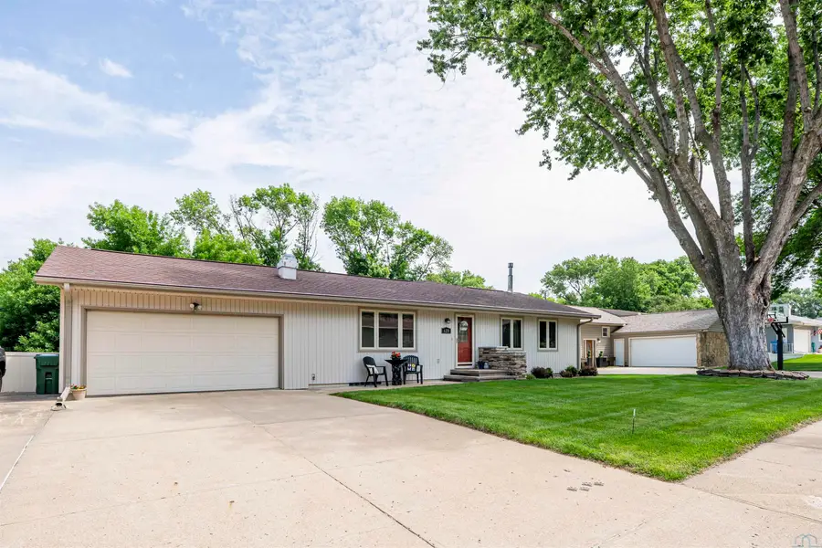 629 N Lynn Dr, America, IA 51031 - #2