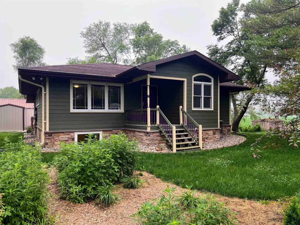1 BIGELOW PARK CIR, Salix, IA 51052 - #1