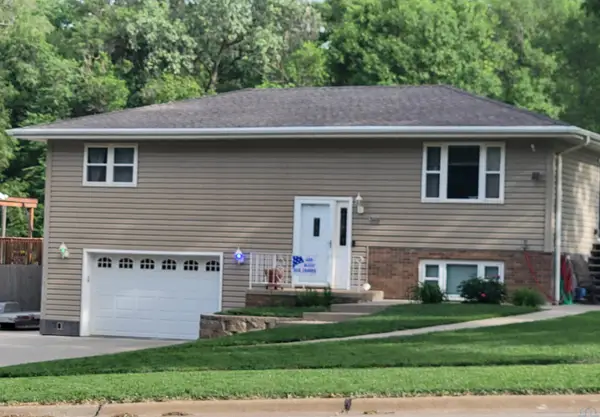 3401 W 19th, Sioux City, IA 51103