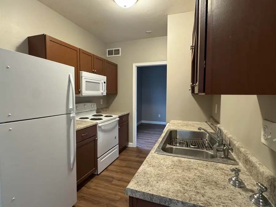 796-804 LOGAN ST, Sioux City, IA 51105 - #3