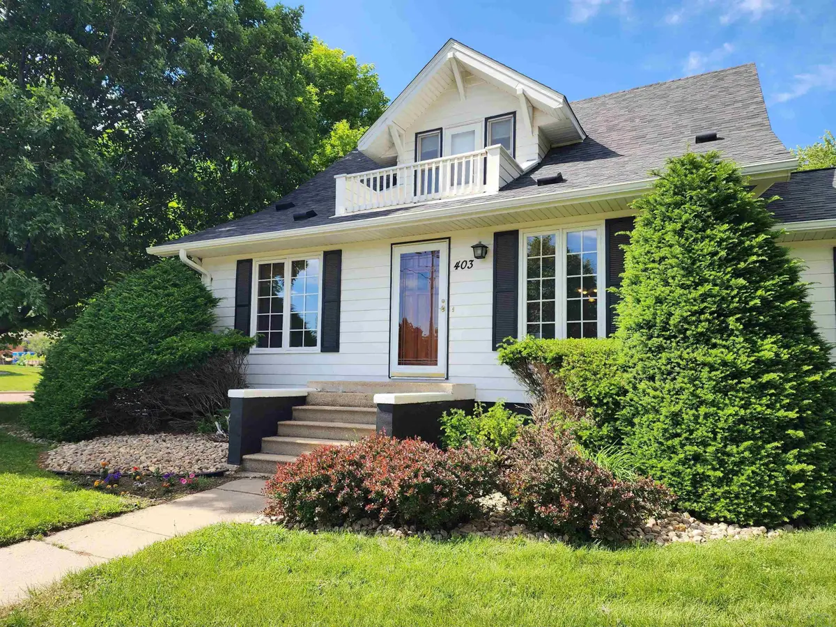 403 1st St., Hull, IA 51239 - #1