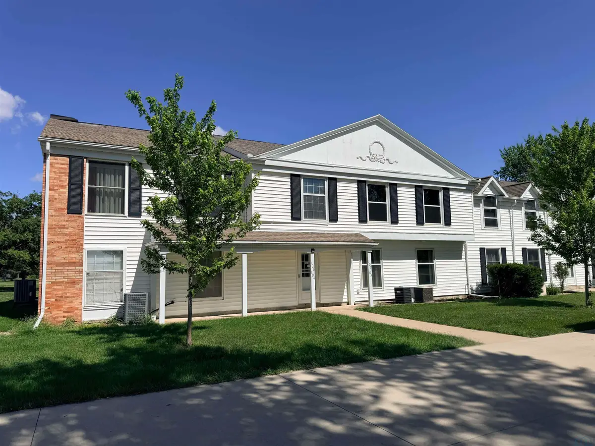 108 Villa RD, Alta, IA 51002 - #1