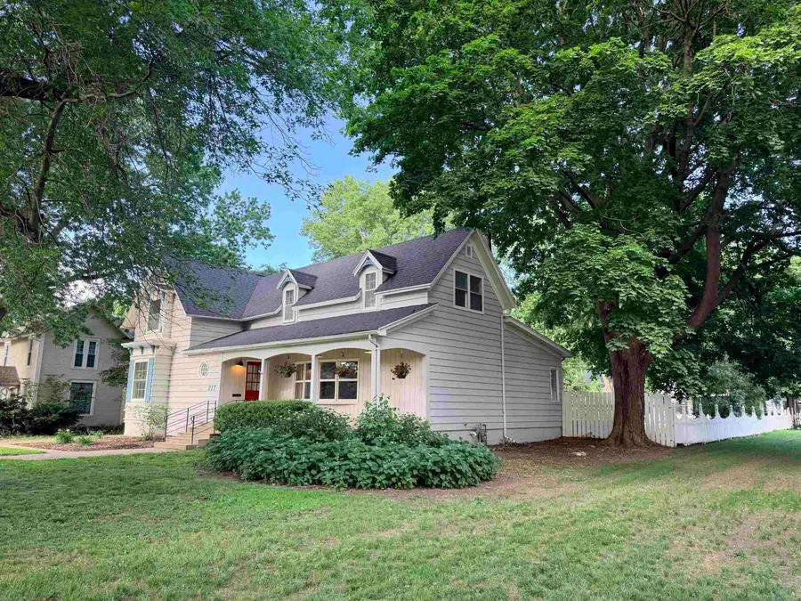 217 LAKE AVE, Storm Lake, IA 50588 - #3