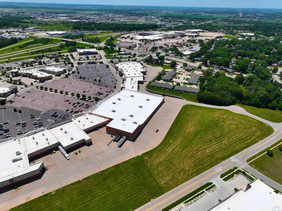 4816 Houlihan Way, Sioux City, IA 51106 - #2