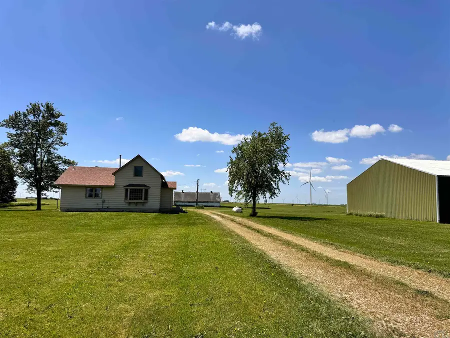 6021 320th St, Sanborn, IA 51248 - #2