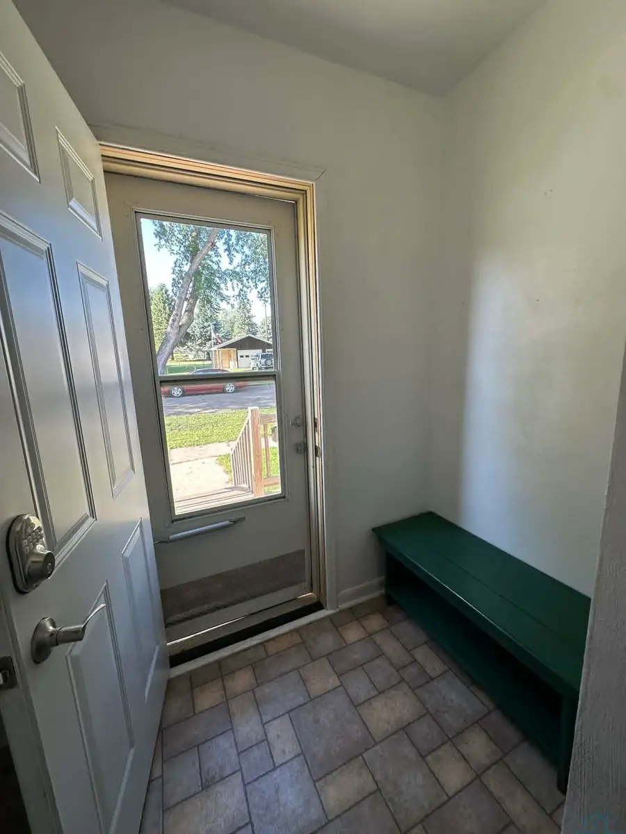 202 W 8th St, Alta, IA 50434 - #3