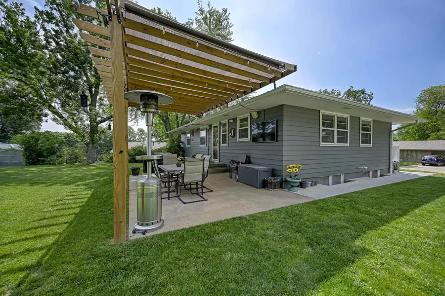 5213 Windsor Ave, Sioux City, IA 51106 - #3